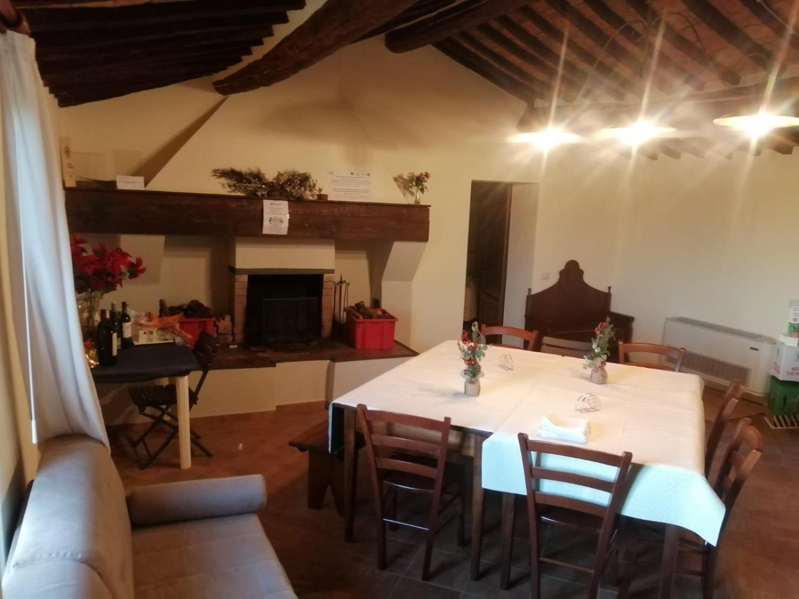 Antica Grancia Di Quercecchio Apartment Montalcino Exterior foto